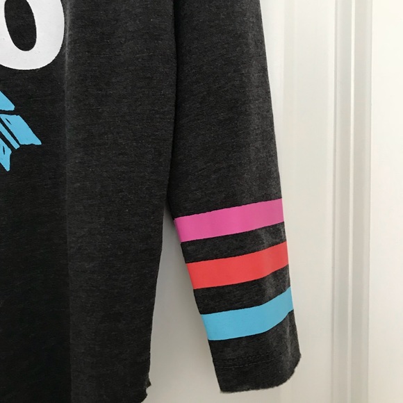 NWT! Chaser Love Arrow Tee 💘 - Picture 5 of 7